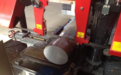 灵山卧式带锯床加工时出现明显振荡如何排查？